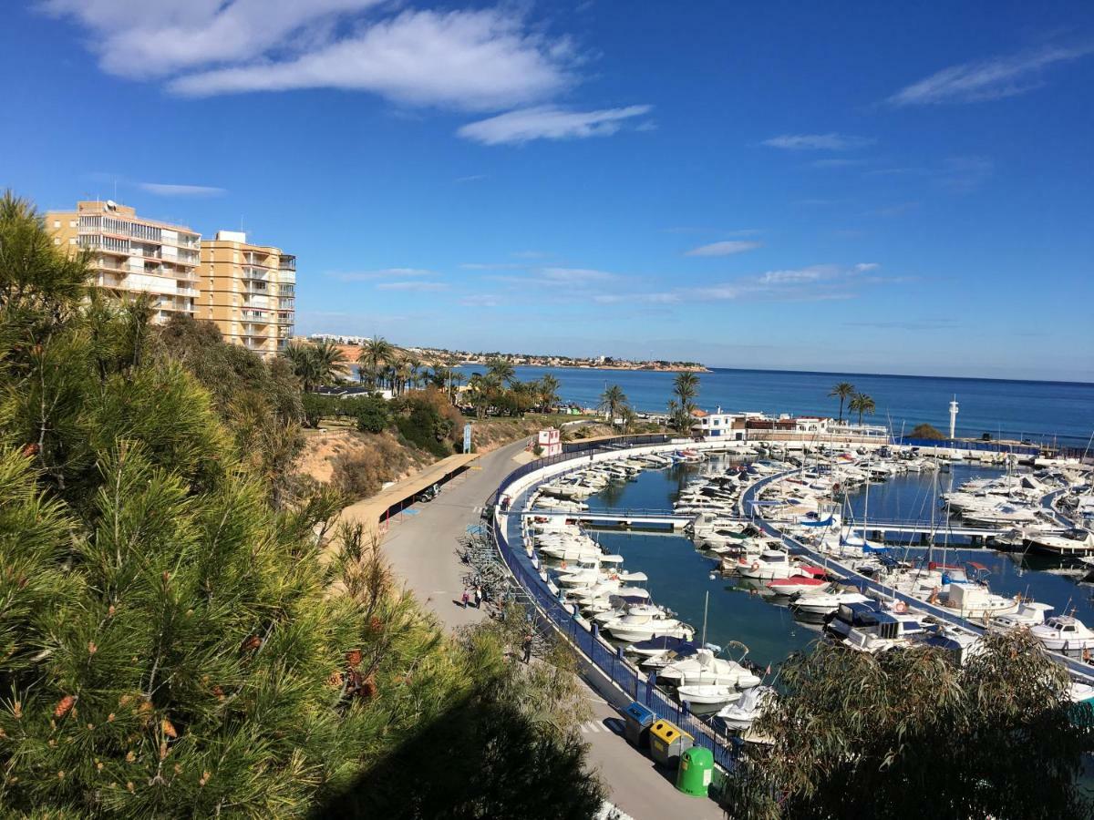 Rio Nacimiento Apartment Campoamor Exterior photo